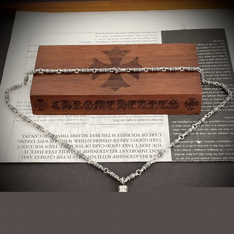 Ch**me He**ts necklaces